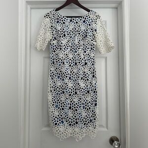 TAHARI lace midi dress size 2 excellent condition.